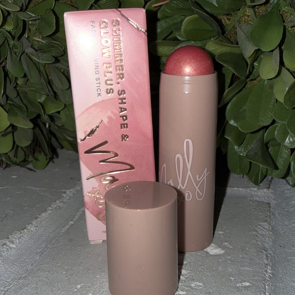 MALLY XO ~ SHIMMER SHAPE & GLOW‎ PLUS ~ JUST PINCHED PINK ~ 0.22 OZ